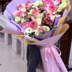 دسته گل نیمه بیگ سایز