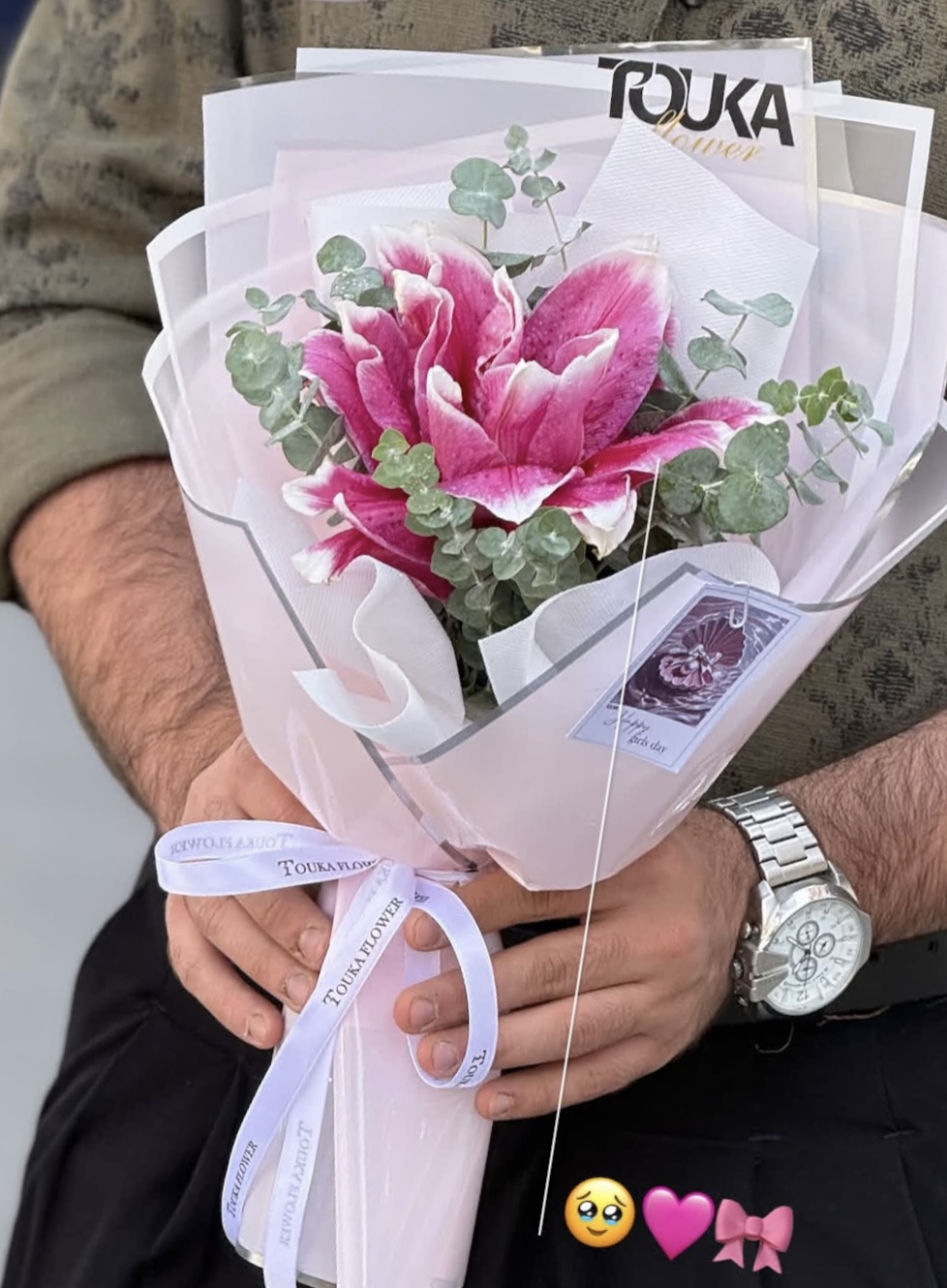 دسته گل لیلی رز