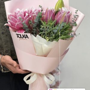 دسته گل لیلی رز