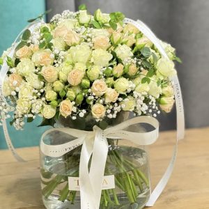 شیشه گل رز مینیاتوری