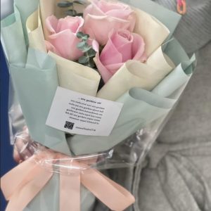 دسته گل رز